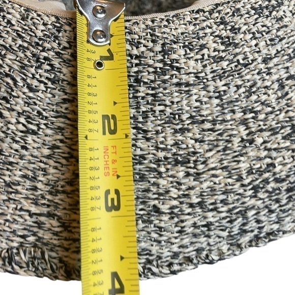 100% PAPER SUN HAT | Women’s Black & Cream 100% Woven Paper Sun Hat.. - Picture 3 of 5